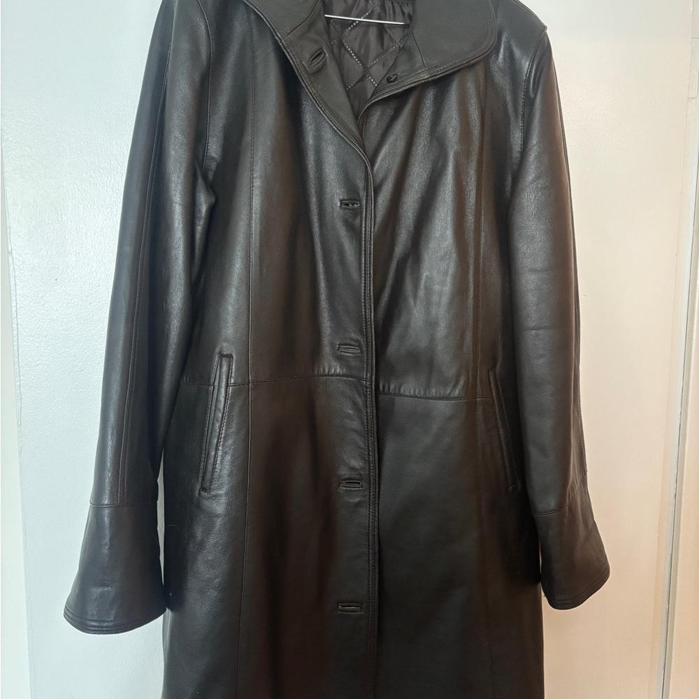 Vintage Dark Brown buttery Leather Coat with removable quilted lining